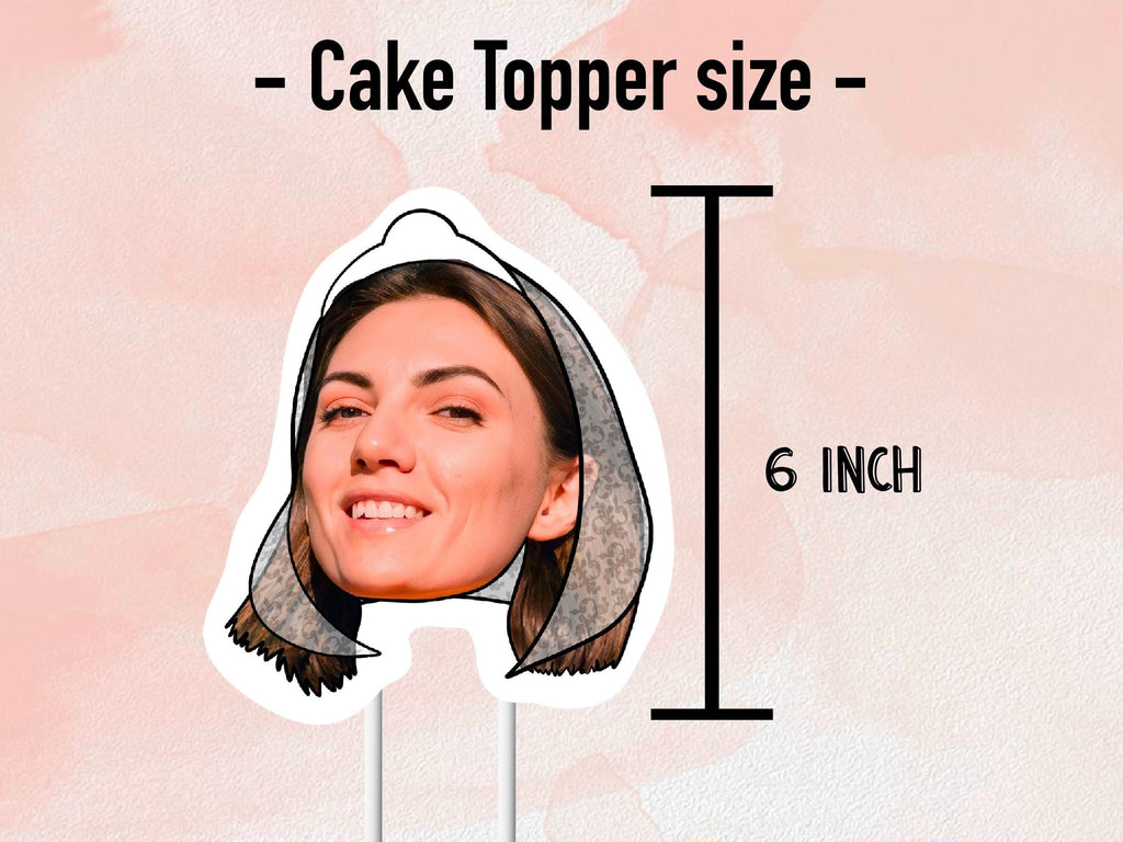 Showing the size of the cake topper head piece -6 inch.